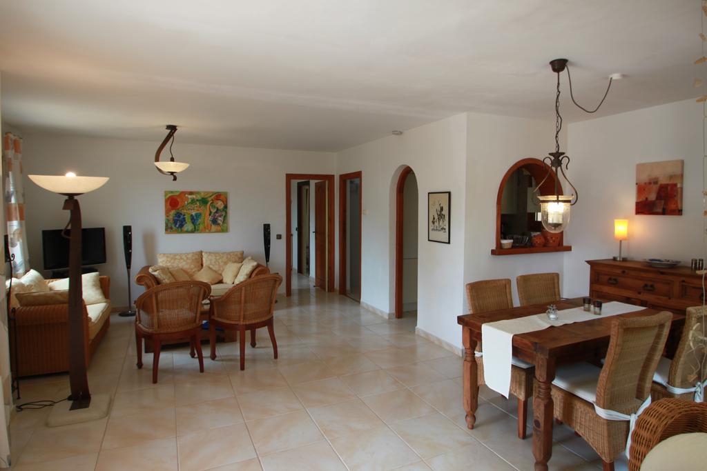 Chrisuli - Well Furnished Villa With Panoramic Views In Moraira Quarto foto