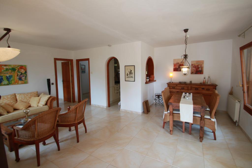 Chrisuli - Well Furnished Villa With Panoramic Views In Moraira Quarto foto